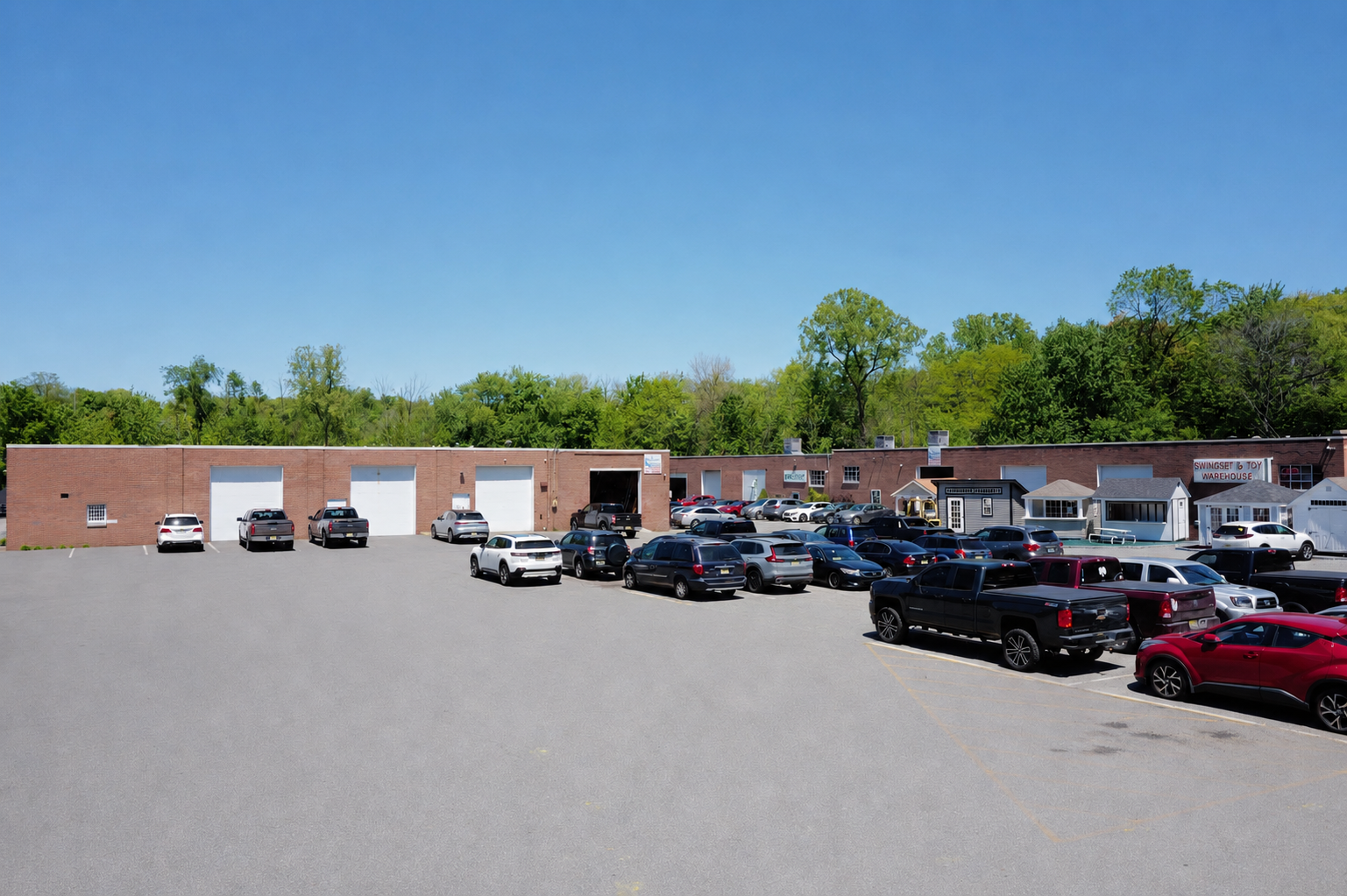 Devli Real Estate acquires 118 Rte. 17 North - a 67,000 s/f flex industrial/retail asset